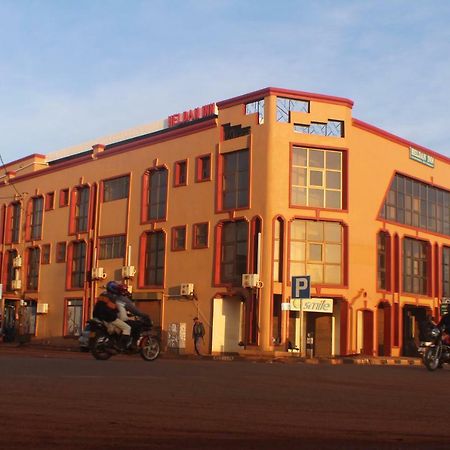 Heldan Inn Gulu Extérieur photo